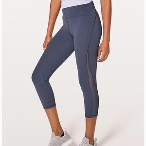 *NEW* lululemon train times crop!!!